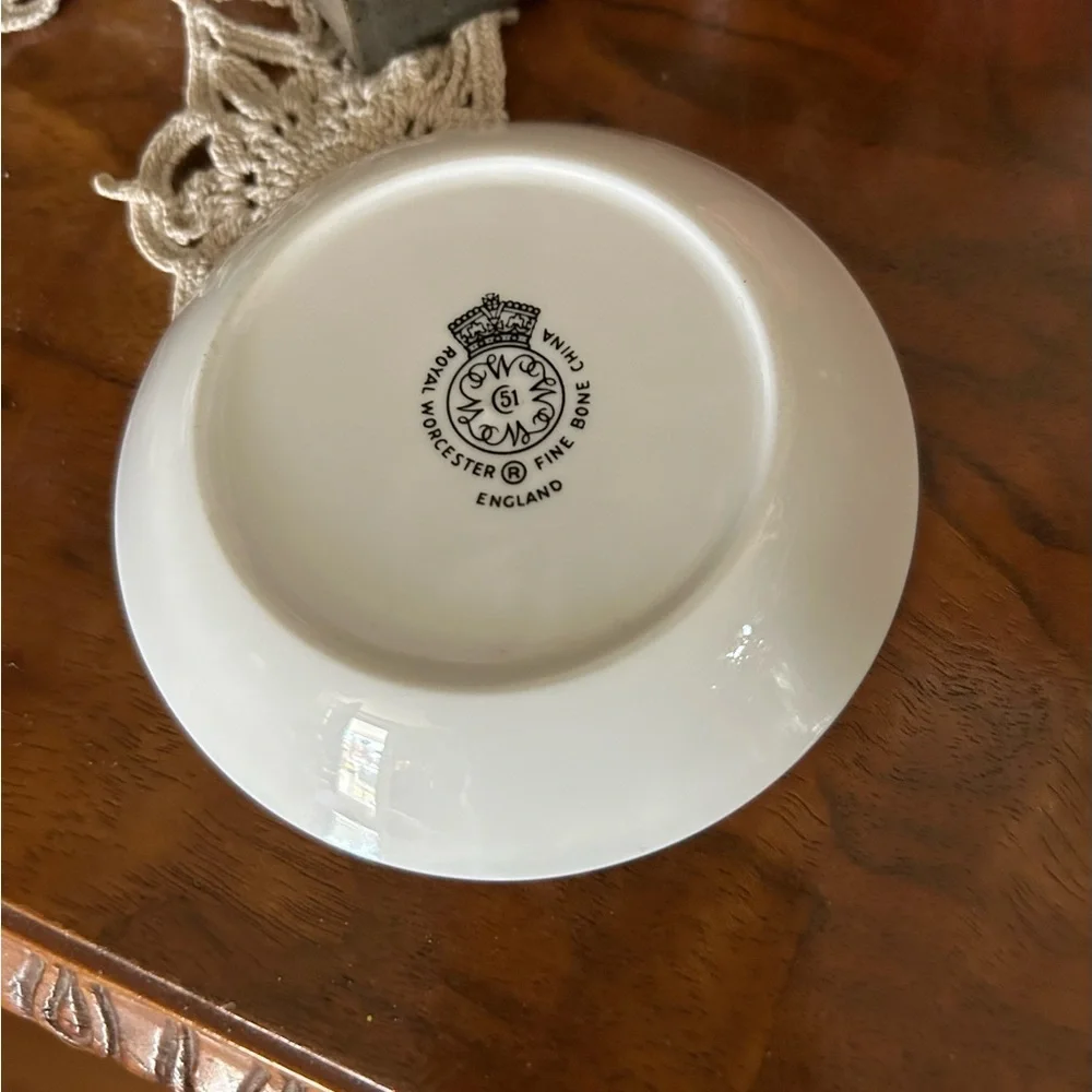 Royal Worcester vintage royal